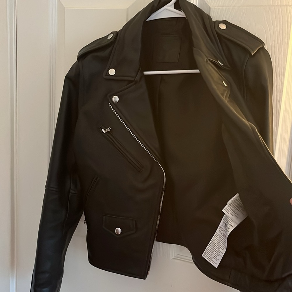 Levis leather jacket - Picture 2 of 4